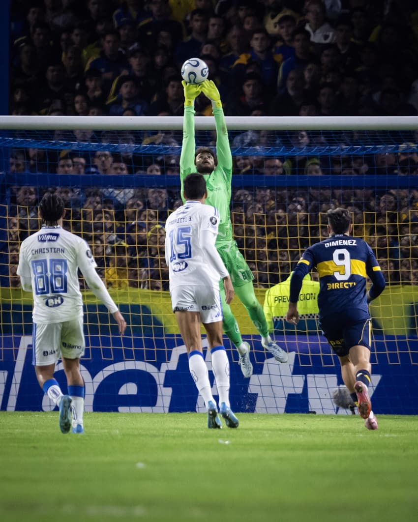 Otávio em Boca x Cruzeiro (Foto: Gustavo Aleixo/Cruzeiro)