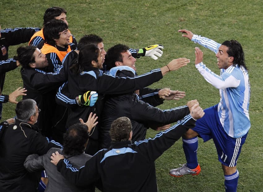 Carlos Tévez representou o Corinthians em Copas do Mundo (Foto: Rodolfo Buhrer/Fotoarena/Folhapress)