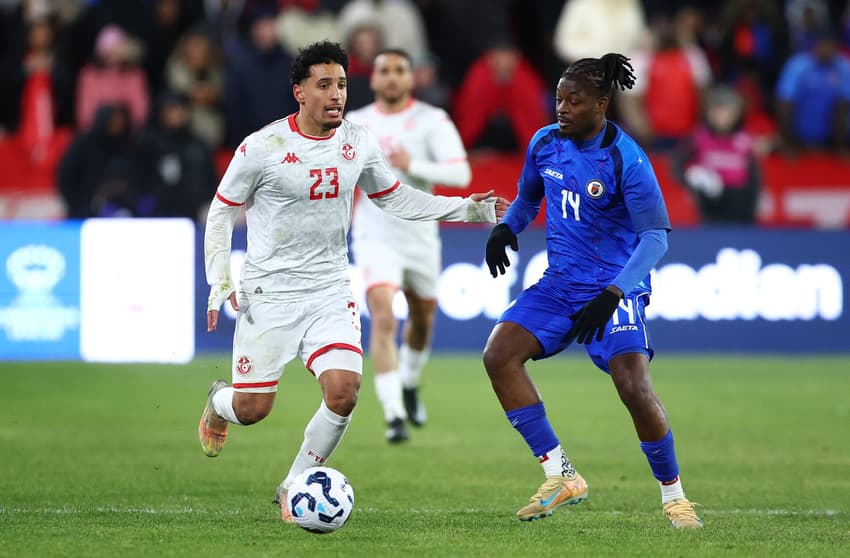 Leverton Pierre atuando pela seleção do Haiti (Crédito: Vaughn Ridley / GETTY IMAGES NORTH AMERICA / Getty Images via AFP)