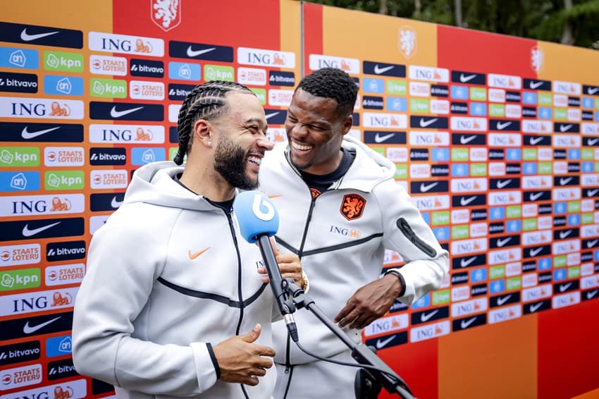 Memphis Depay iniciou preparação para Copa do Mundo (Foto: Robin van Lonkhuijsen / ANP / AFP)