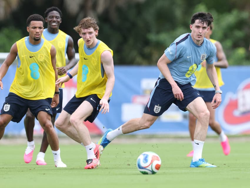 Treino da seleção inglesa para a Copa do Mundo nos Estados Unidos (Foto: Richard Pelham/Getty Images/AFP)