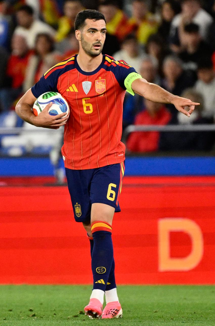 Merino é um dos destaques da Espanha na Copa do Mundo (Foto: Ander Gillenea / AFP)