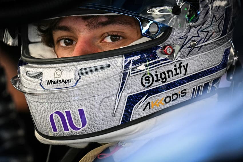 O piloto italiano da Mercedes, Kimi Antonelli, no primeiro treino livre do GP de Mônaco de Fórmula 1 (Foto: Gabriel Bouys / Afp)