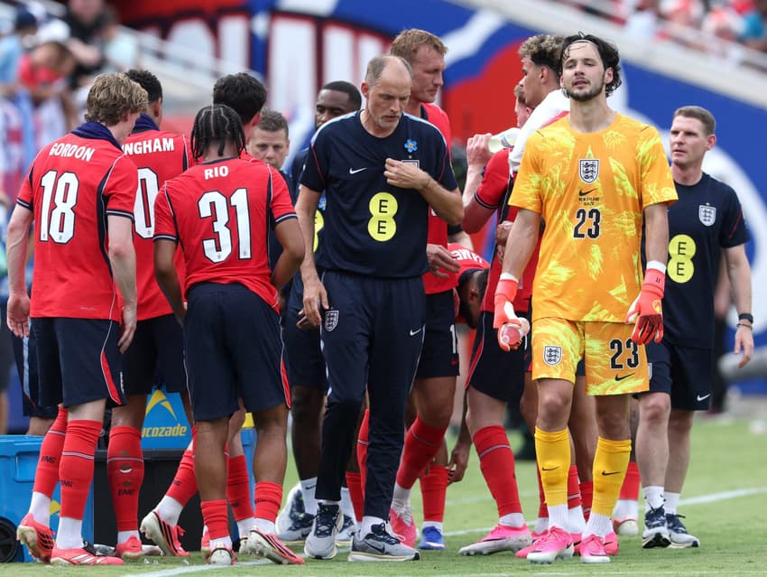 Thomas Tuchel, treinador da seleção inglesa, em Inglaterra x Nova Zelândia, em amistoso preparatório à Copa do Mundo (Foto: Rich Storry/Getty Images/AFP)