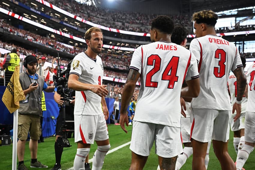 Harry Kane marcou dois gols diante Croácia, na partida de estreia da Copa do Mundo (Foto: Paul ELLIS / AFP)