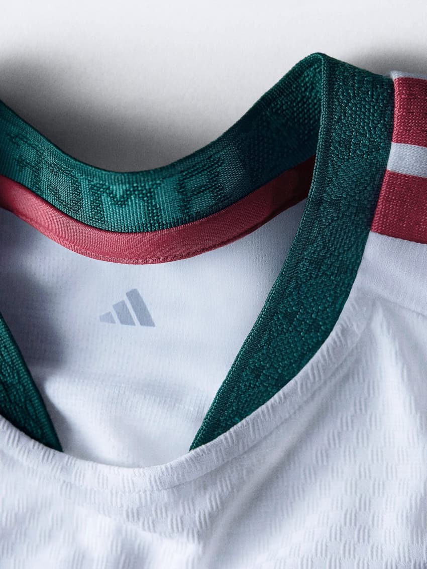 Detalhes da nova camisa do Real Madrid (Foto: Reprodução)