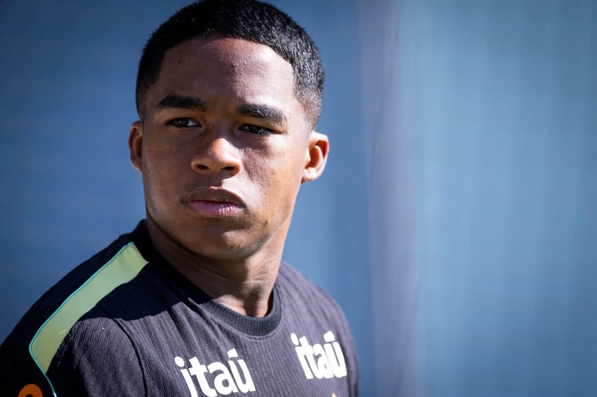 Endrick em treino da Seleção Brasileira nos Estados Unidos antes de amistoso contra o Egito