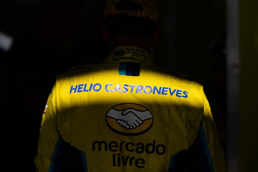 Caso de Helio Castroneves na Stock Car