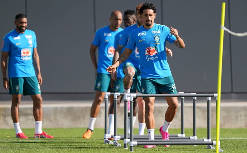 Marquinhos puxa fila em treino da Seleção Brasileira