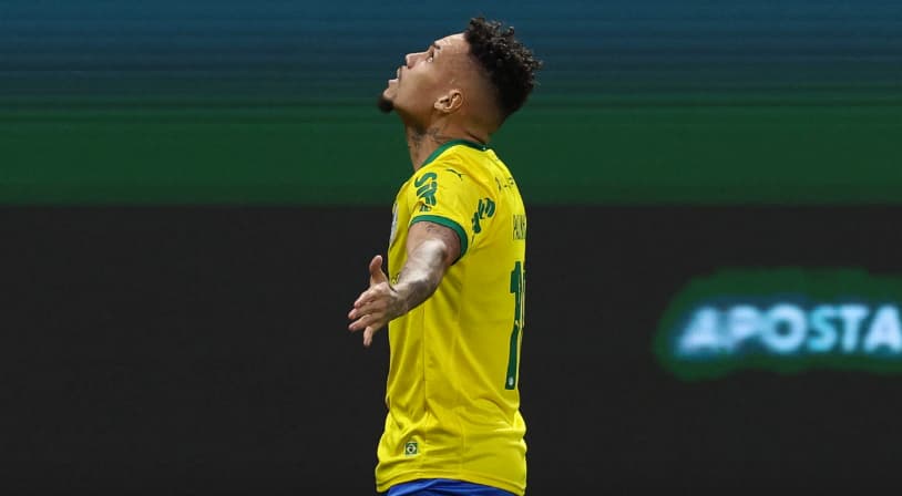 Paulinho, atacante do Palmeiras