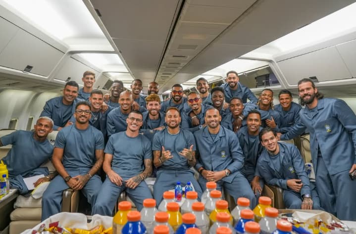 Seleção Brasileira decola rumo à Copa do Mundo (Foto: Nelson Terme/CBF)