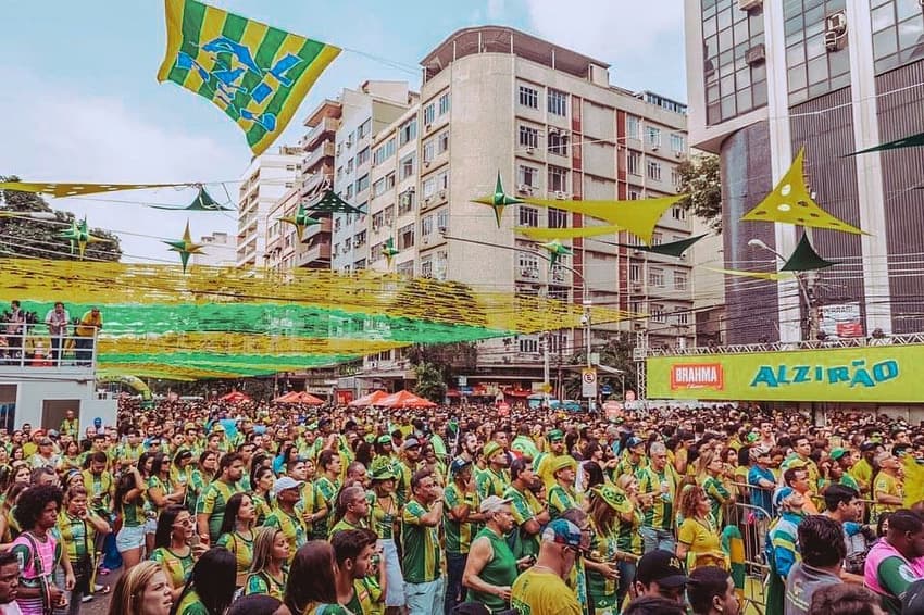 Alzirão, tradicional festa da Copa do Mundo na Tijuca, RJ. (Imagem: Reprodução/Instagram)