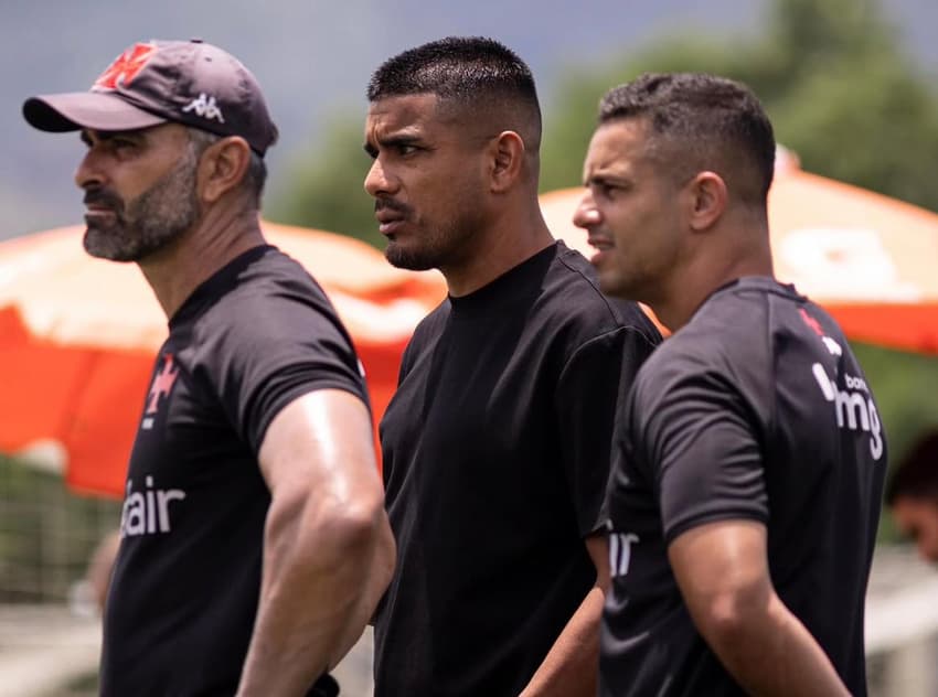 Léo Matos durante treino do Vasco (Foto: Reprodução)