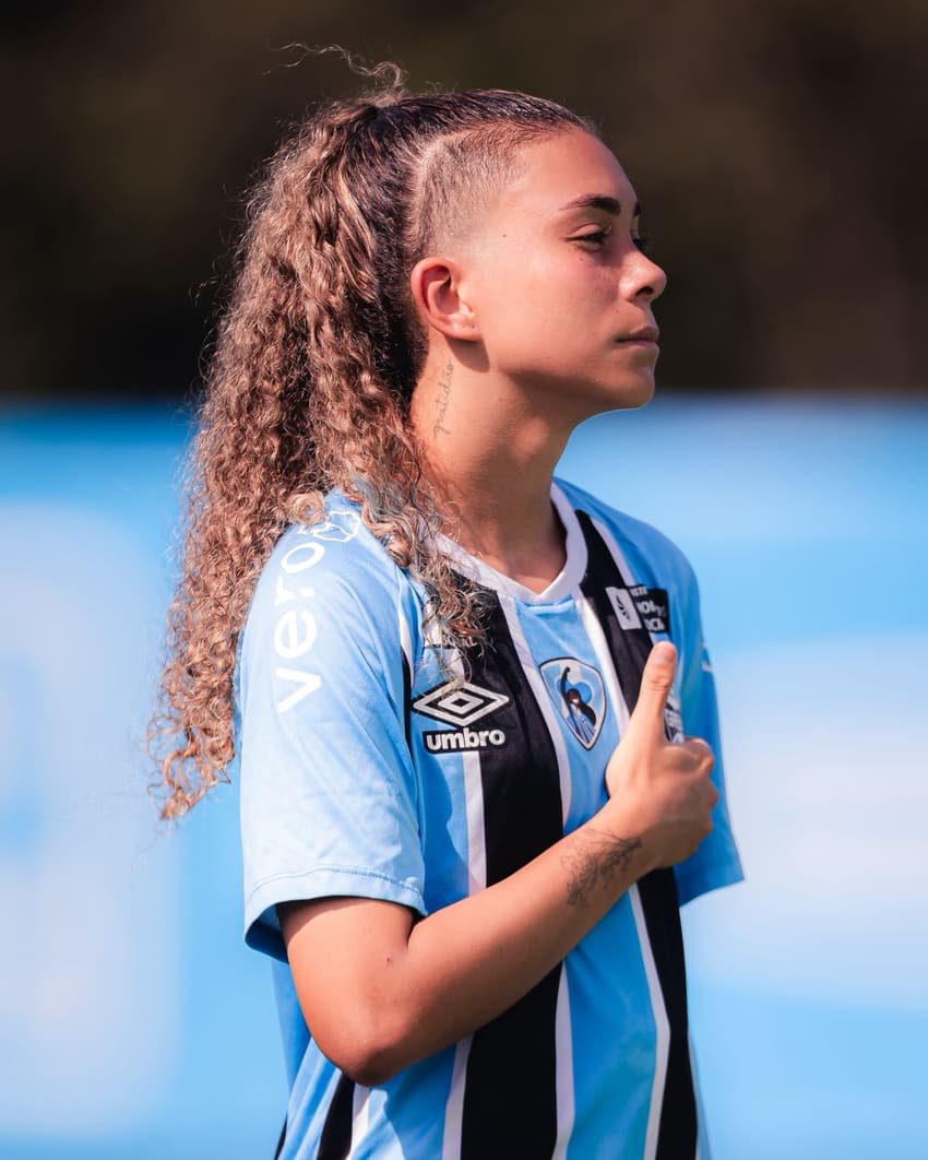 Julia Arnold defende o Grêmio. (Divulgação)