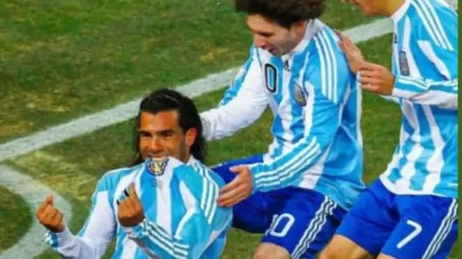 Carlos Tévez foi o último jogador do Corinthians a marcar um gol em uma Copa do Mundo (Foto: Reprodução/Fifa)