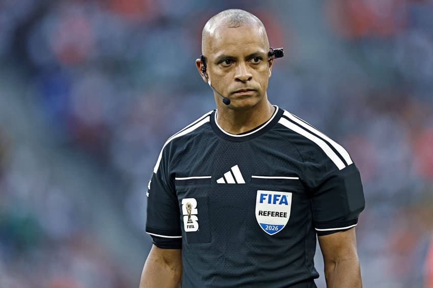 Wilton Pereira Sampaio em Holanda x Marrocos na Copa do Mundo