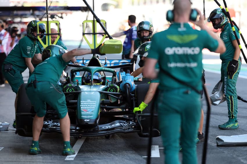 Fernando Alonso no GP de Barcelona pela F1 2026 (Foto: Lluis GENE / AFP)