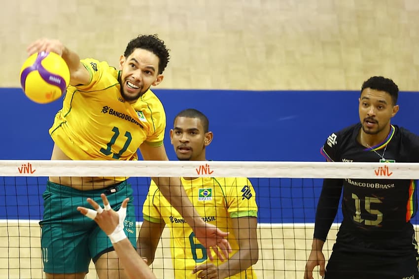 Judson foi novidade entre os titulares no duelo contra a Bélgica