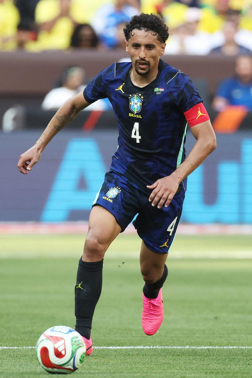 Marquinhos em ação pela Seleção Brasileira em Brasil x Egito