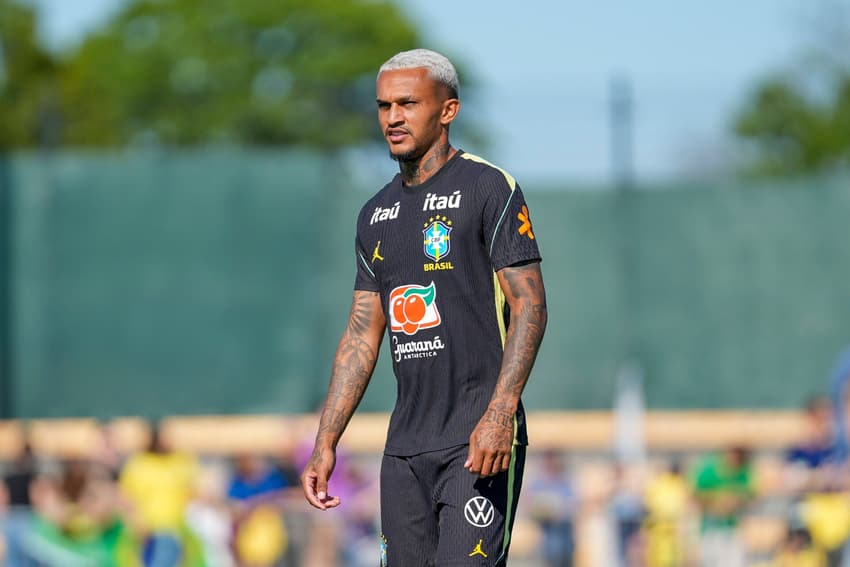 Wesley durante treino da Seleção às vésperas da Copa do Mundo