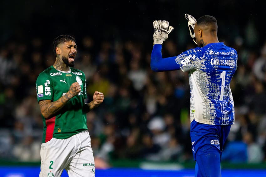 Barboza em estreia pelo Palmeiras