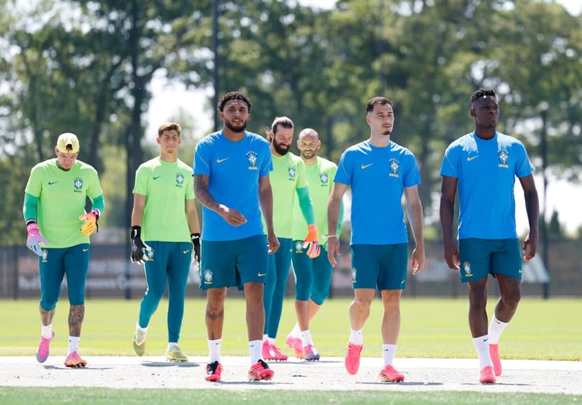 Gabriel Martinelli durante o treino da Seleção nos EUA
