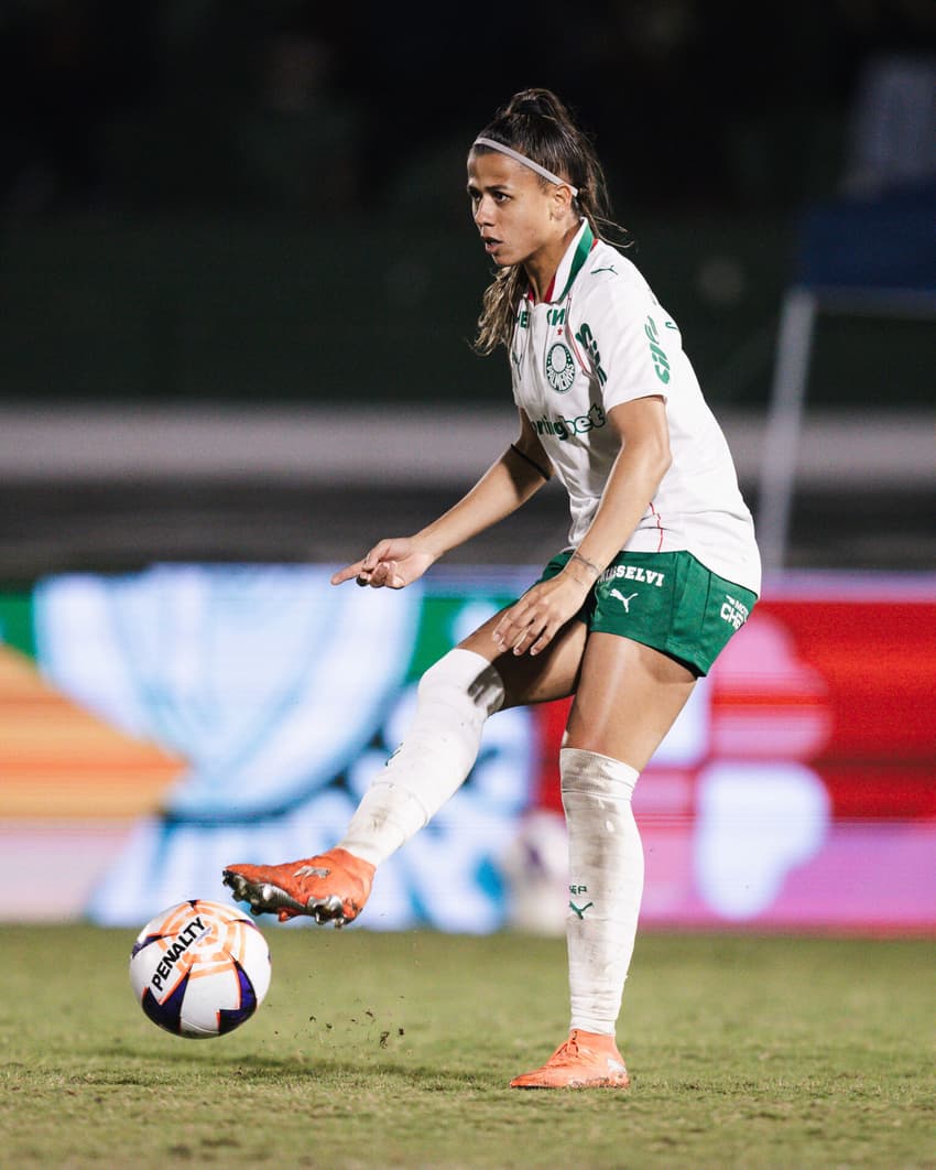 Gi Campiolo em ação pelo Palmeiras