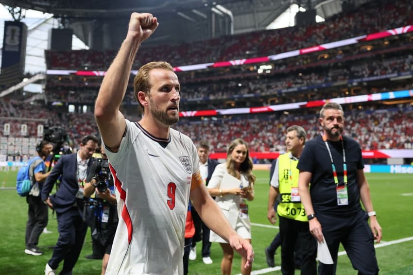 Harry Kane comemora vitória da Inglaterra sobre a República Democrática do Congo pela Copa do Mundo