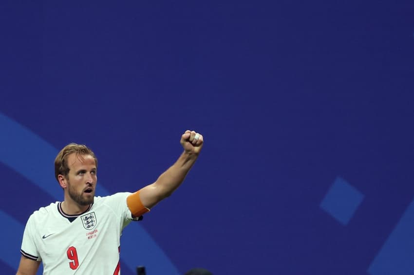 Harry Kane em ação durante Inglaterra e República Democrática do Congo pela Copa do Mundo.