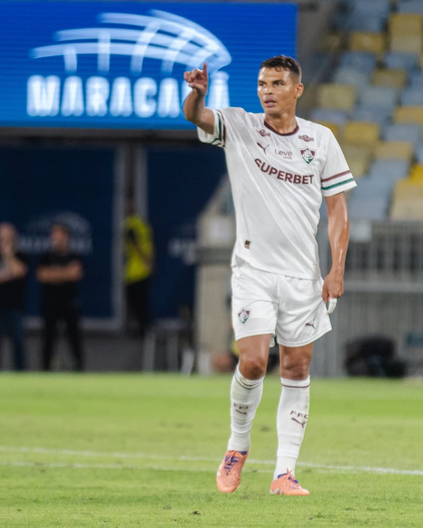 Thiago Silva em reestreia pelo Fluminense