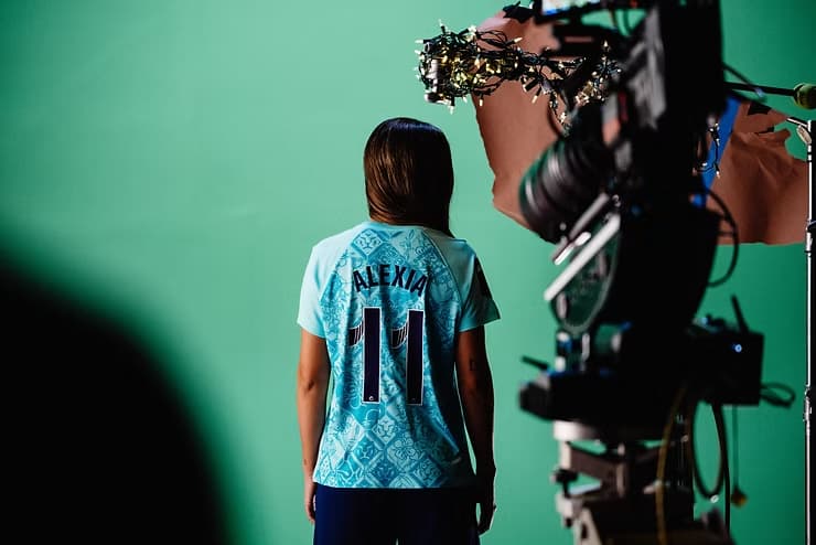 Alexia Putellas vestirá a camisa 11 do London City. (London City/Divulgação)