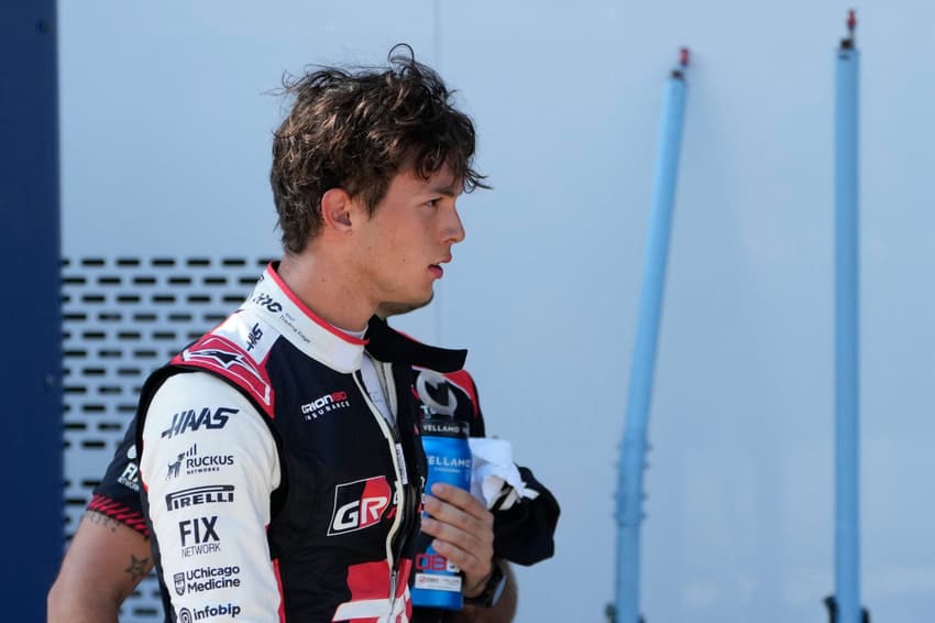 Oliver Bearman no paddock do GP da Áustria pela F1 2026