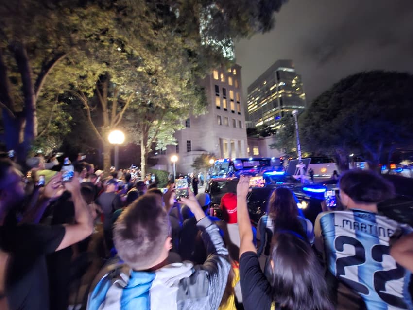 Poucos torcedores foram acompanhar a chegada da Argentina a Atlanta