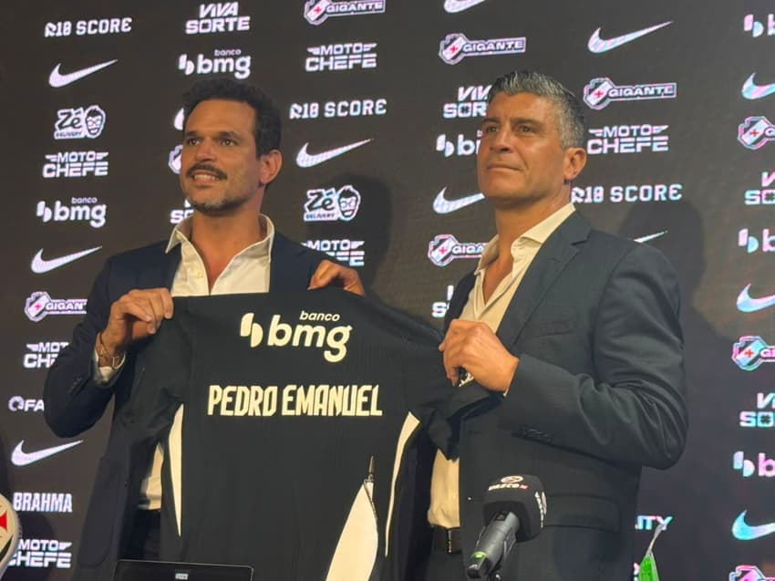 Pedro Emanuel em apresentação no Vasco da Gama