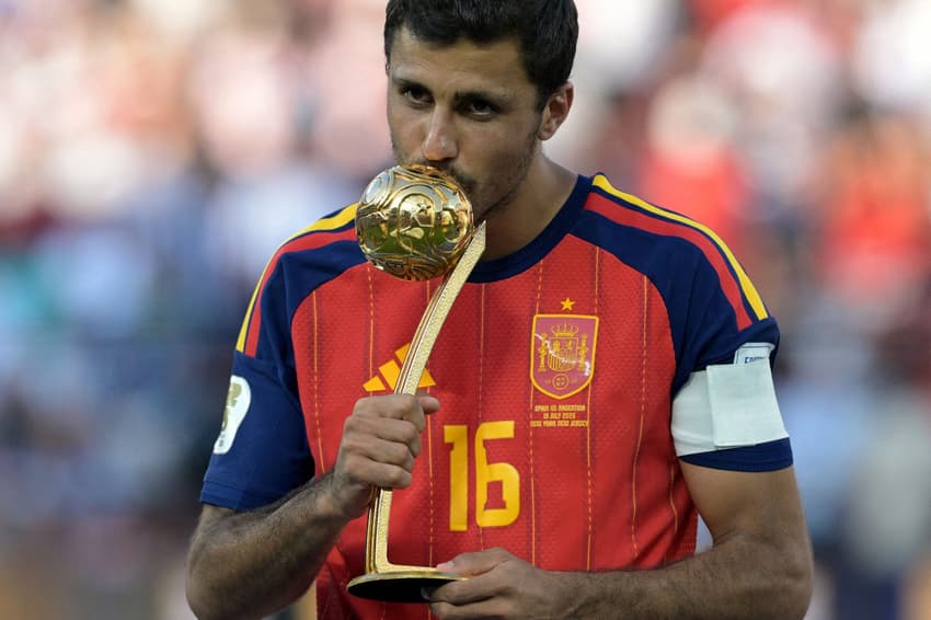 Rodri, da Espanha, conquistou a Bola de Ouro da Copa do Mundo de 2026