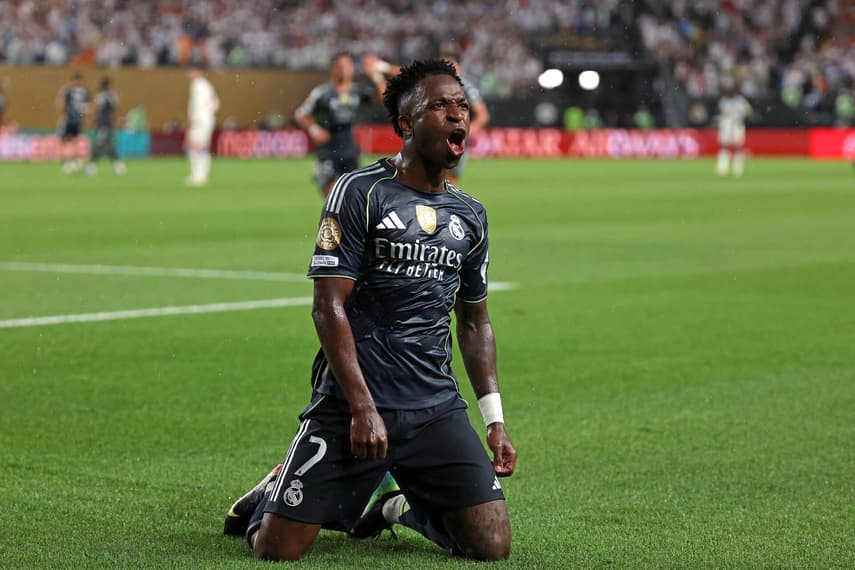 Vini Jr comemora gol marcado pelo Real Madrid sobre o RB Salzburg no Mundial de Clubes