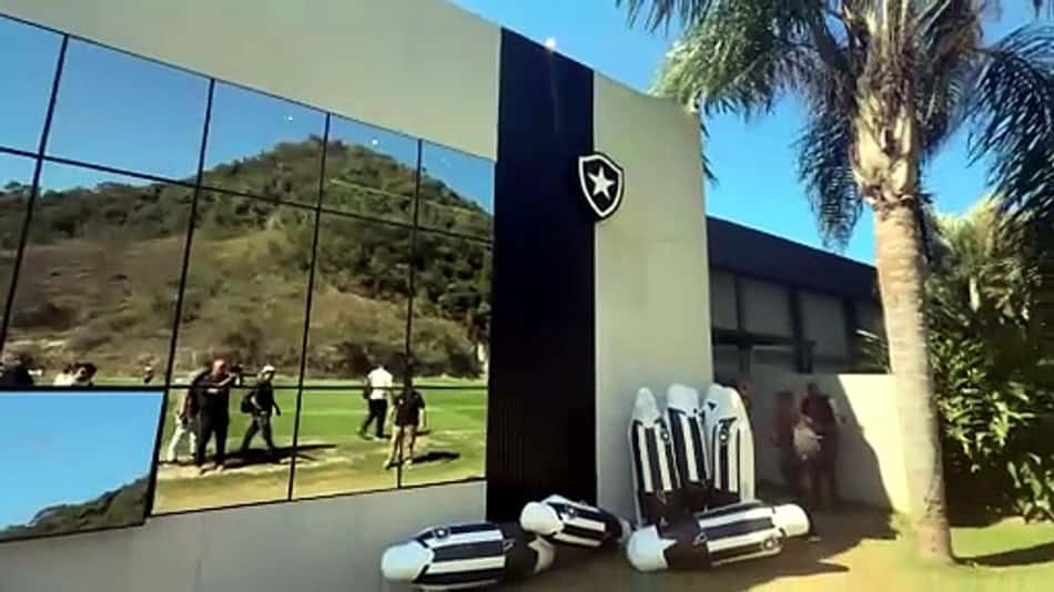 thumbnail Botafogo abre portas do CT e apresenta modernização