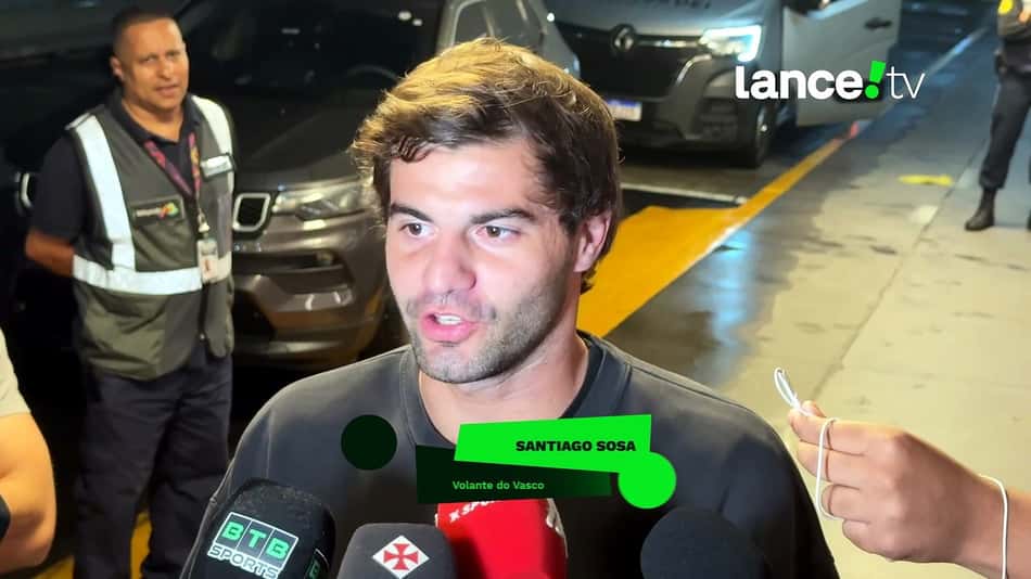 thumbnail Santiago Sosa desembarca no Rio para assinar com o Vasco