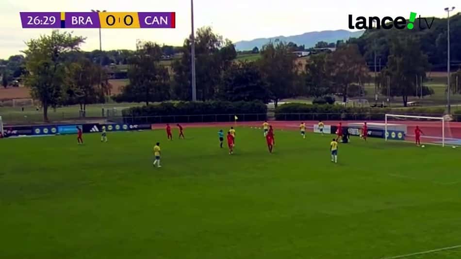thumbnail Eduardo Conceição, do Palmeiras, é eleito craque da partida em goleada do Brasil sub-17