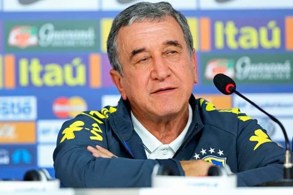 Carlos Alberto Parreira era o técnico da Seleção Brasileira (Foto: Reprodução)