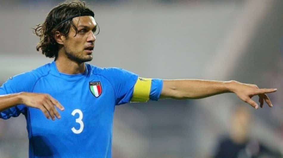 Maldini em ação pela Itália