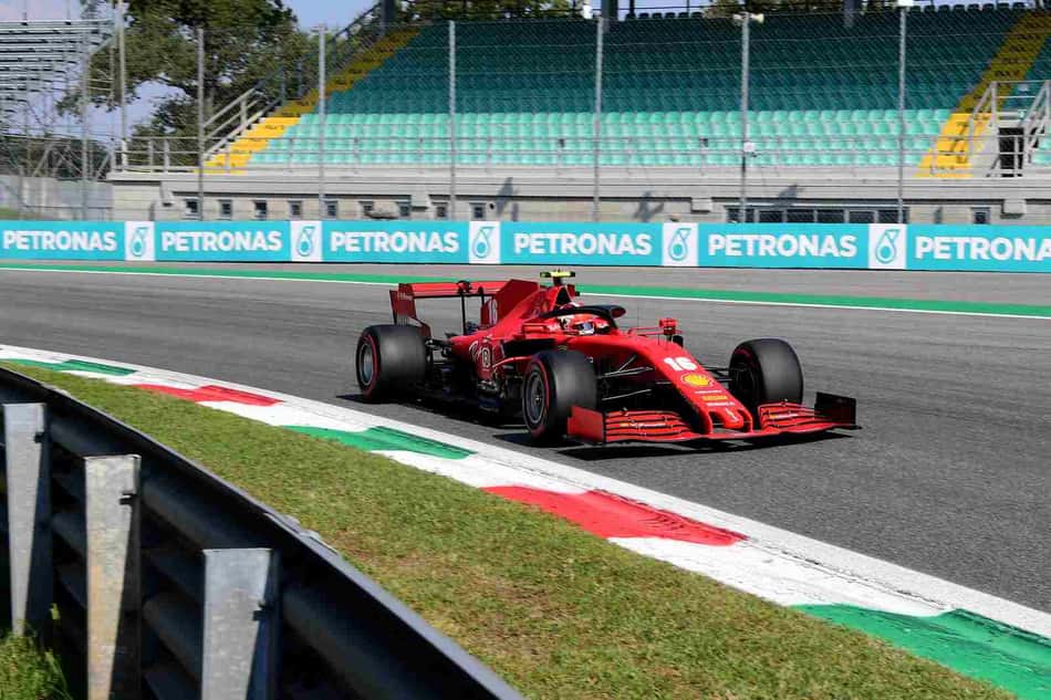 Charles Leclerc no GP da Itália da F1 2020 antes do acidente
