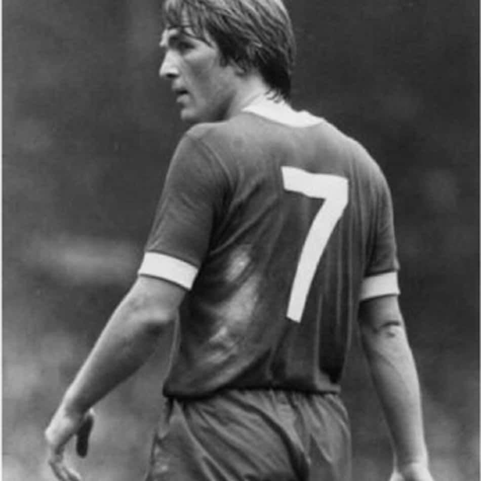 Kenny Dalglish, que encerrou a carreira na década de 90, é dos ídolos do futebol escocês