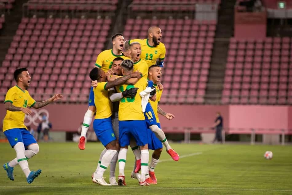 O Brasil venceu a Espanha por 2 a 1 e foi campeão olímpico em 2021