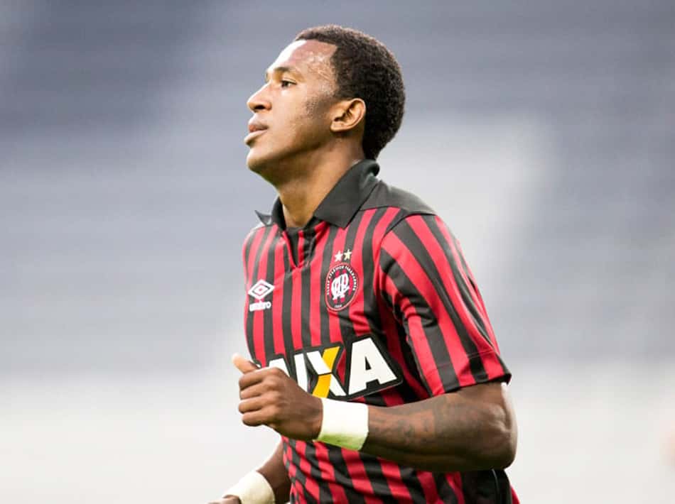 Douglas Coutinho - Atlético-PR (Foto: Felipe Gabriel/ LANCE!Press)