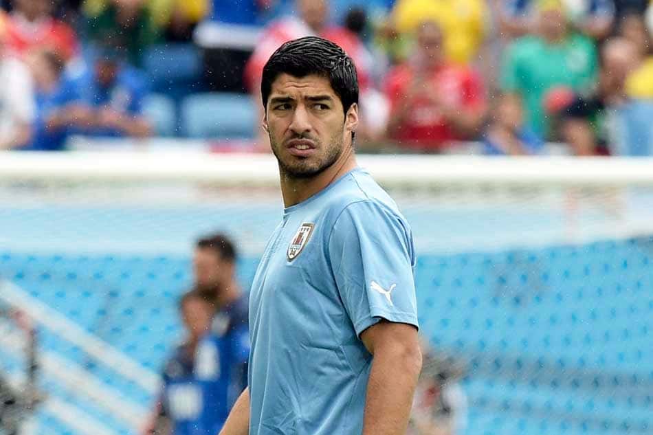 Suárez era um dos principais nomes da seleção uruguaia até o lance que o tirou da Copa; relembre o episódio da mordida (Foto: Daniel Garcia/ AFP)