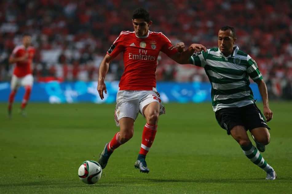 Sporting atropela o Benfica na Luz e seca o Porto para ficar na liderança
