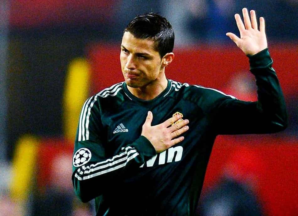 Empresário diz que CR7 não sai do Real: 'Vai terminar a carreira lá'