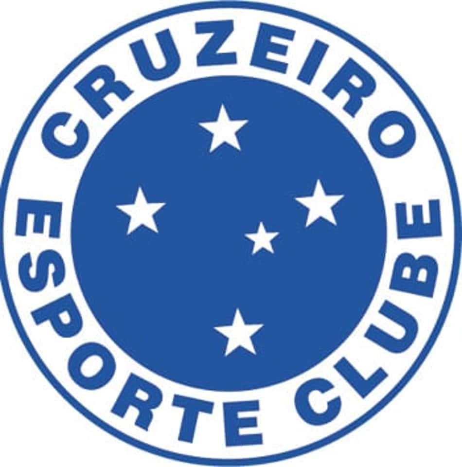 Damião sai do banco para virar para o Cruzeiro sobre o São Paulo
