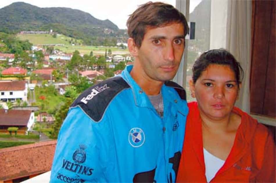 Ricardo Gomes mantém mistério nas laterais